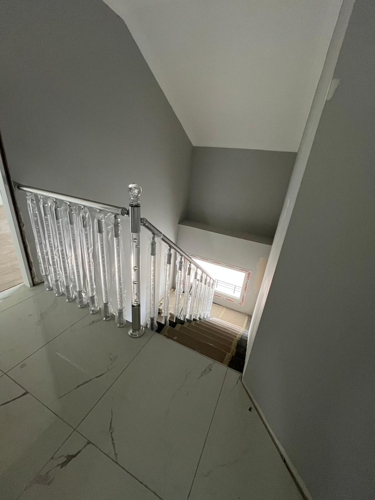 Merdiven pleksi korkuluk 72